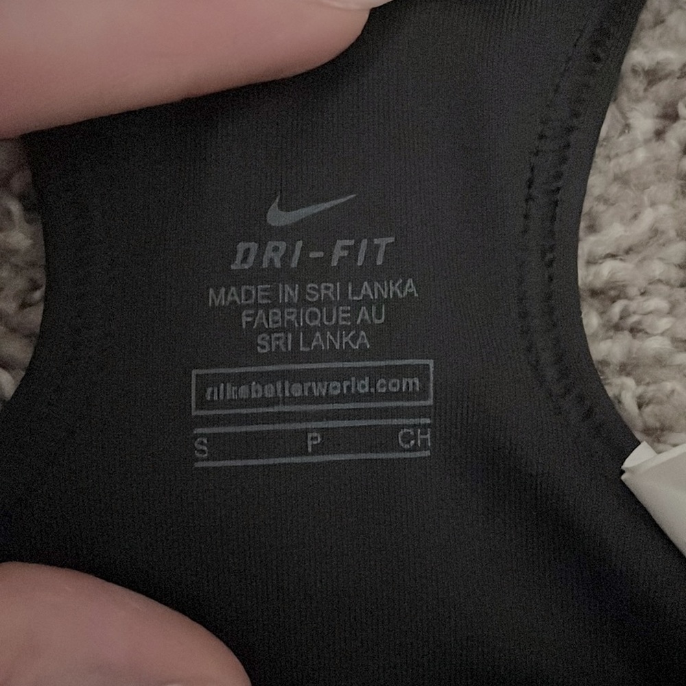 Nike Dri-Fit Sports Bra - Picture 4 of 5